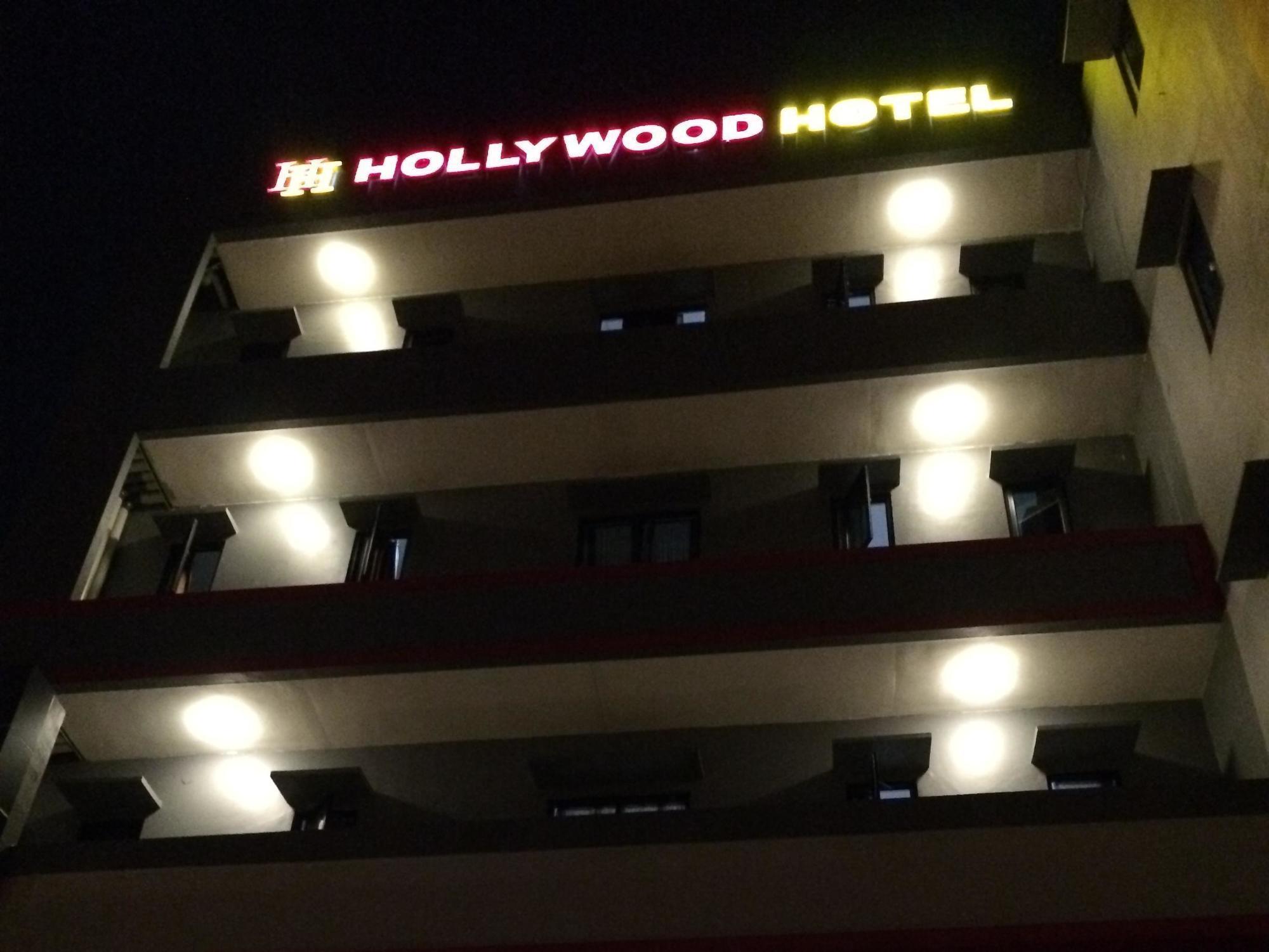 Hollywood Hotel Jakarta Exterior photo